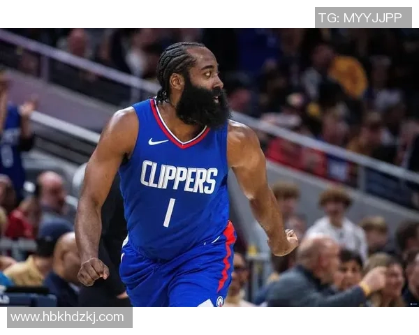 快船球员训练照曝光比尔等明星球员重返赛场备战新赛季