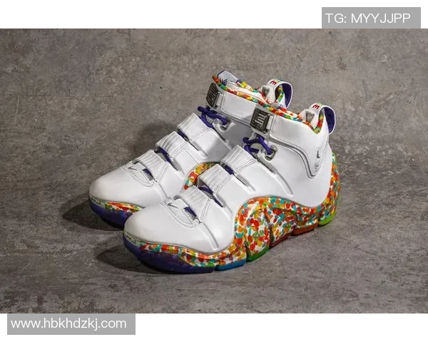 26分2板4助2断2帽，03年老詹后首人！乔治让权大帝改变助飞探花郎